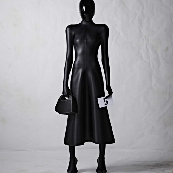 BalenciagaCoutureLookbook_Look_05_credit_brand