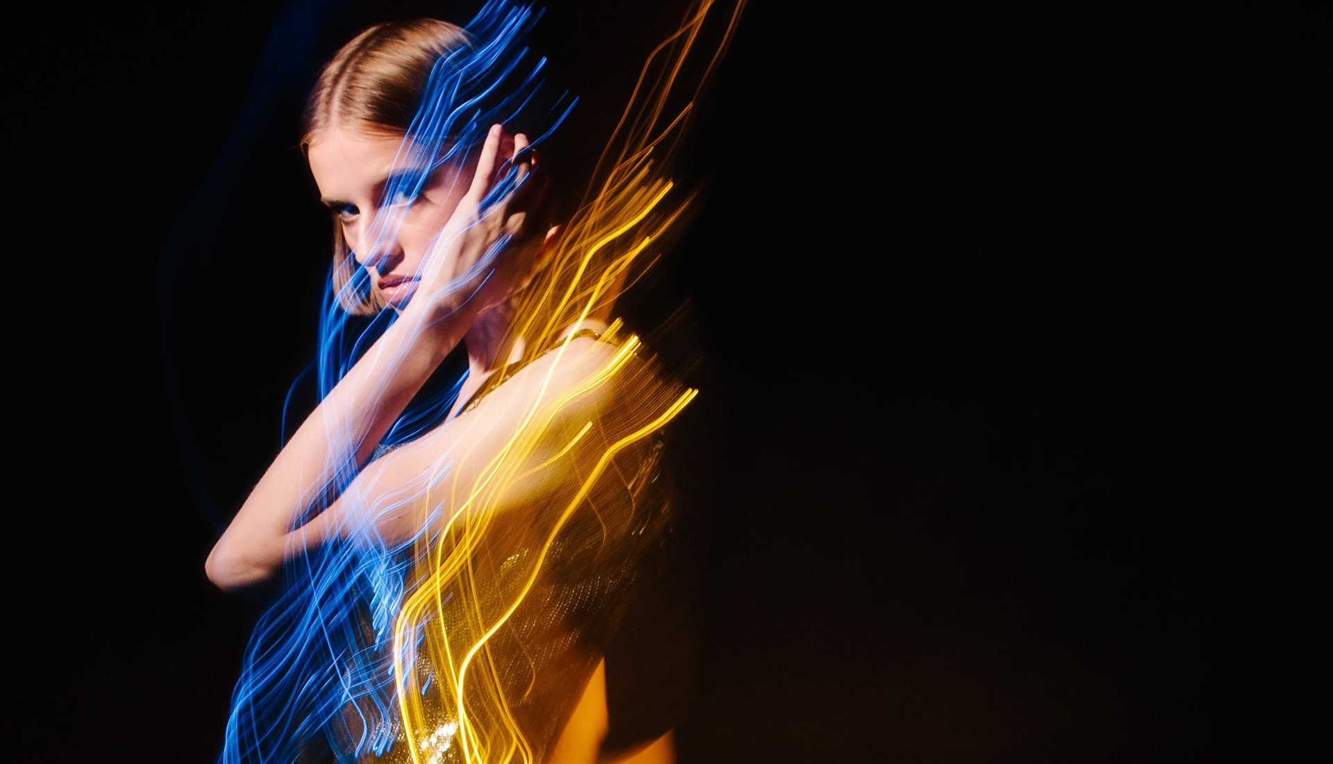 pexels-natalia-kretinina-10162361 2